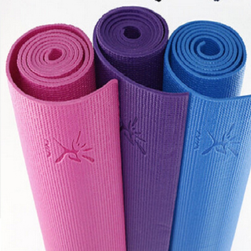 6mm PVC yoga mat embbosed logo